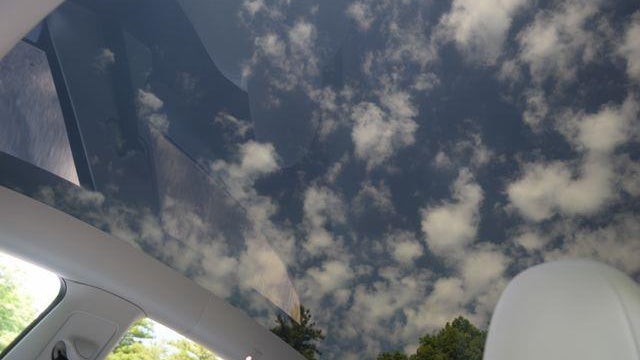 2023 Tesla Model Y Base
