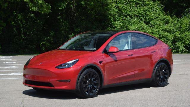 2023 Tesla Model Y Base