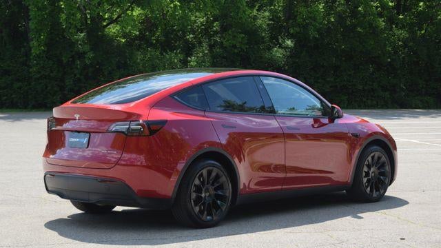 2023 Tesla Model Y Base