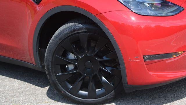 2023 Tesla Model Y Base