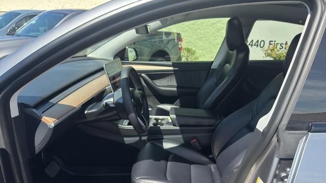 2025 Tesla Model Y Long Range