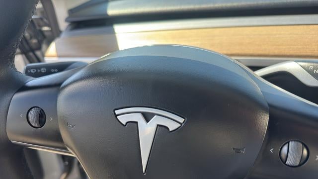 2025 Tesla Model Y Long Range