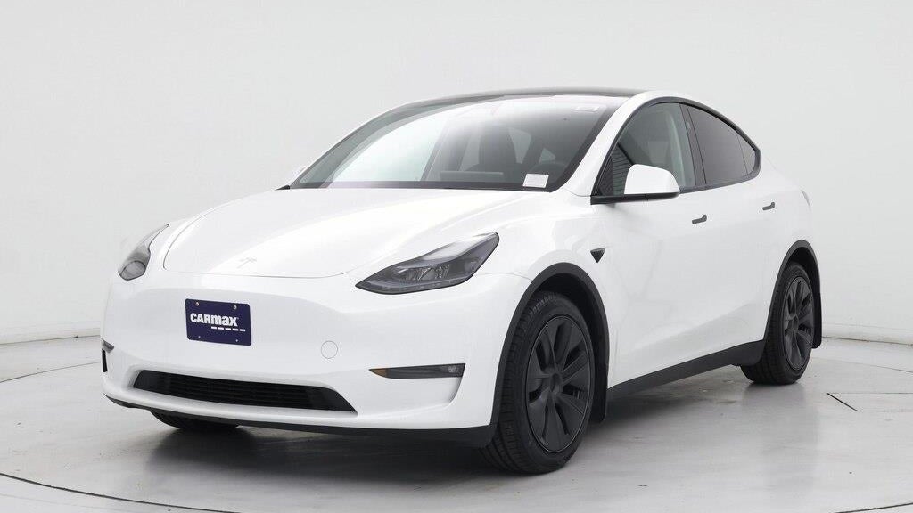 2025 Tesla Model Y Long Range
