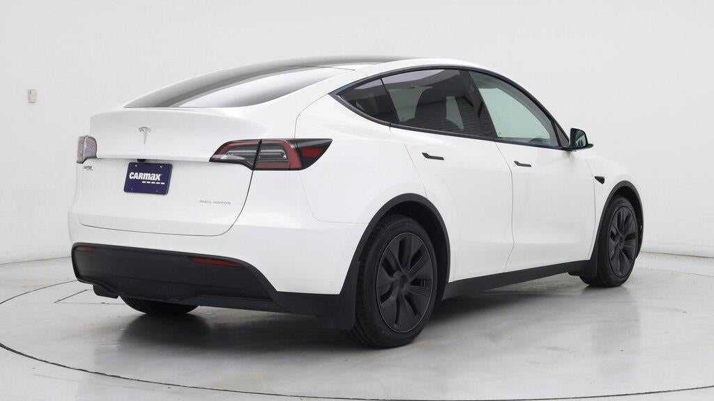 2025 Tesla Model Y Long Range