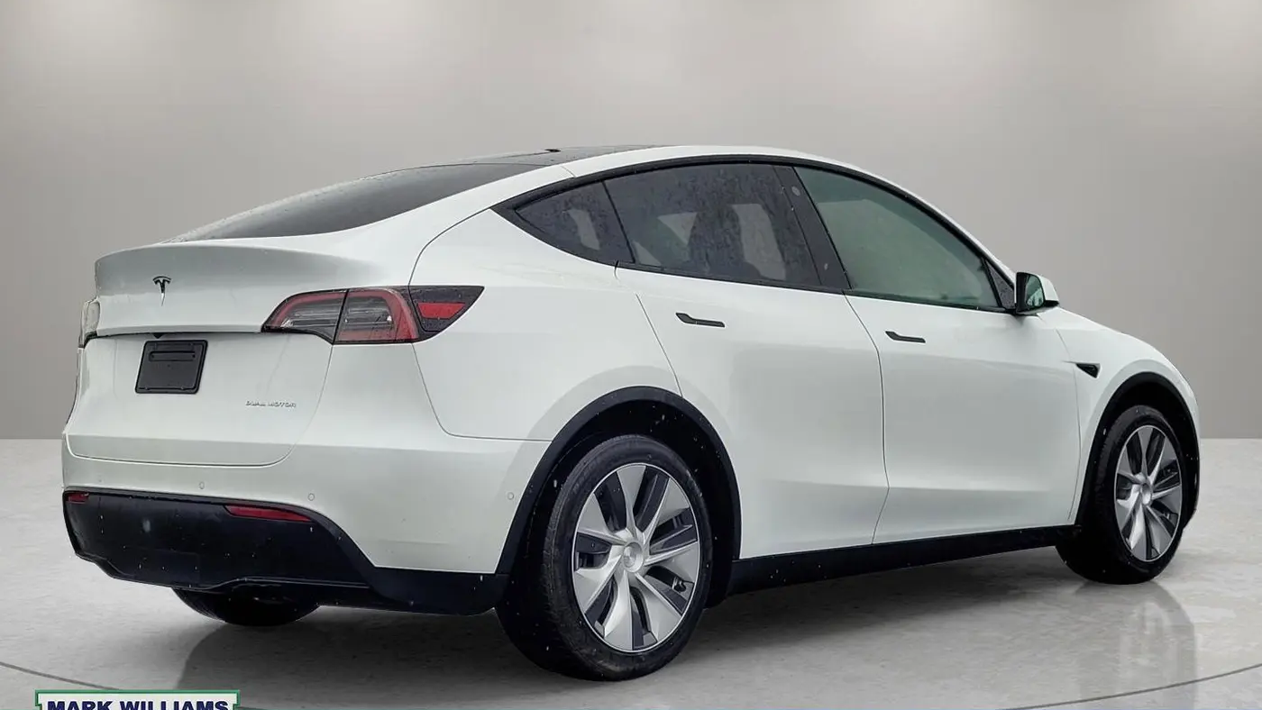 2022 Tesla Model Y Long Range