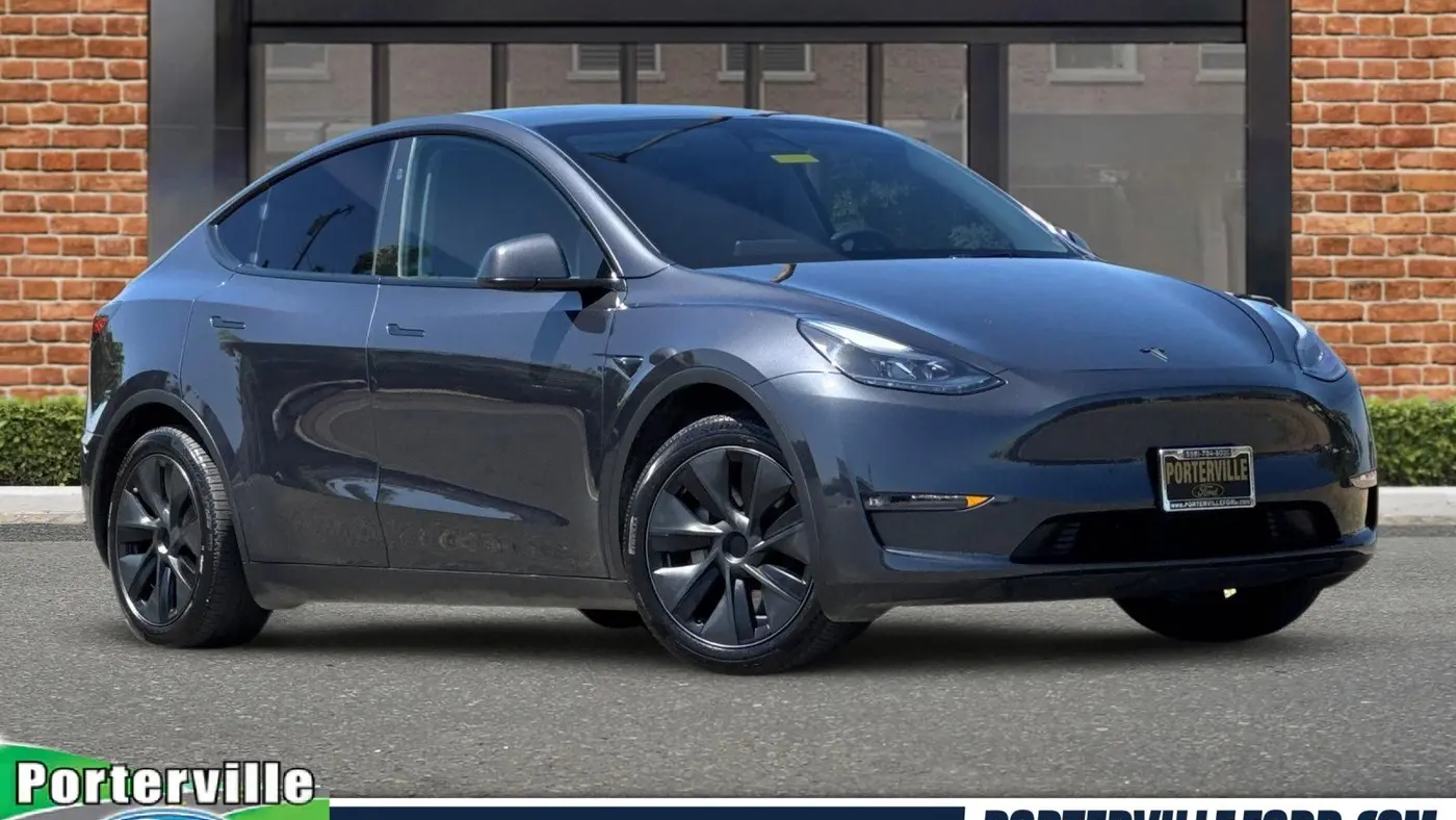Preowned 2024 Tesla Model Y Long Range for Sale