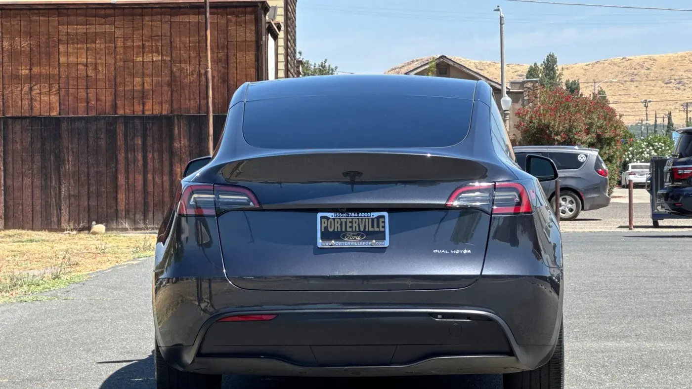 2024 Tesla Model Y Long Range