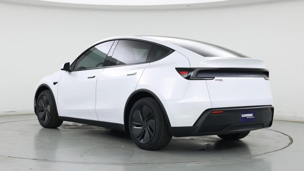 2026 Tesla Model Y Premium