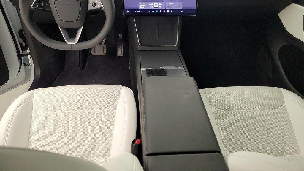 2026 Tesla Model Y Premium