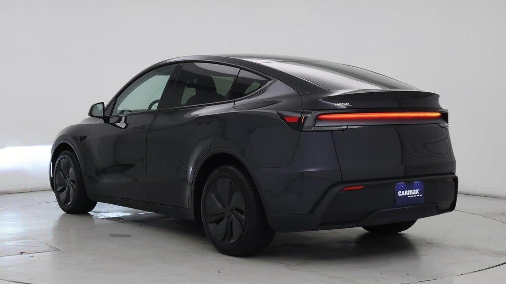 2026 Tesla Model Y Premium