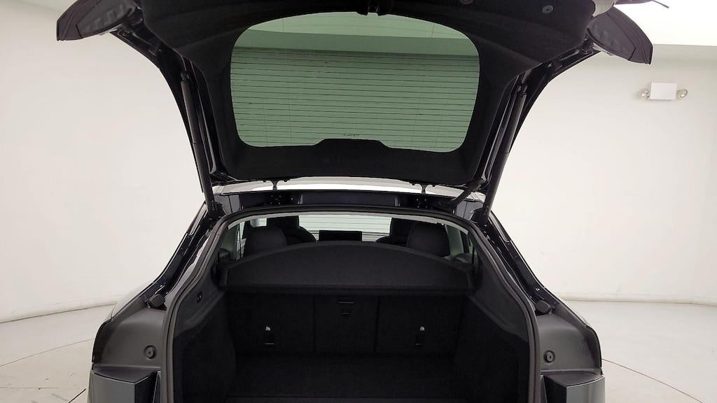 2026 Tesla Model Y Premium