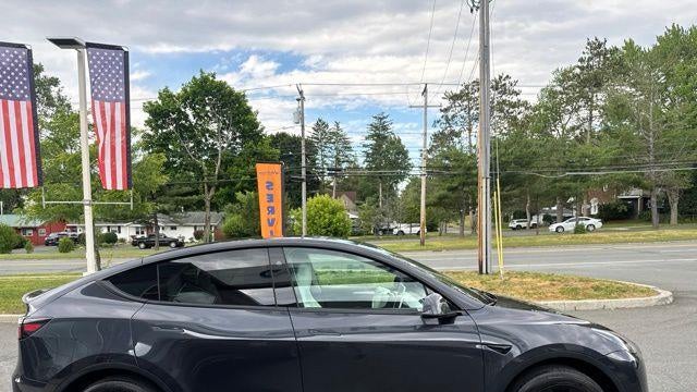 2024 Tesla Model Y Long Range