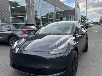 2024 Tesla Model Y Long Range 4DR Crossover