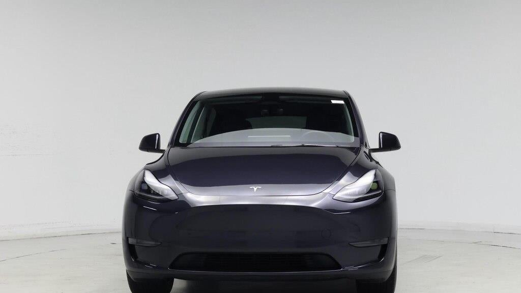 2025 Tesla Model Y Long Range