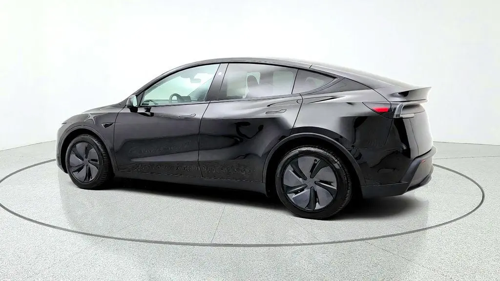 2026 Tesla Model Y - $39,495