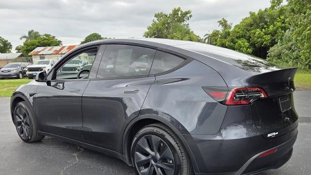 2024 Tesla Model Y Long Range