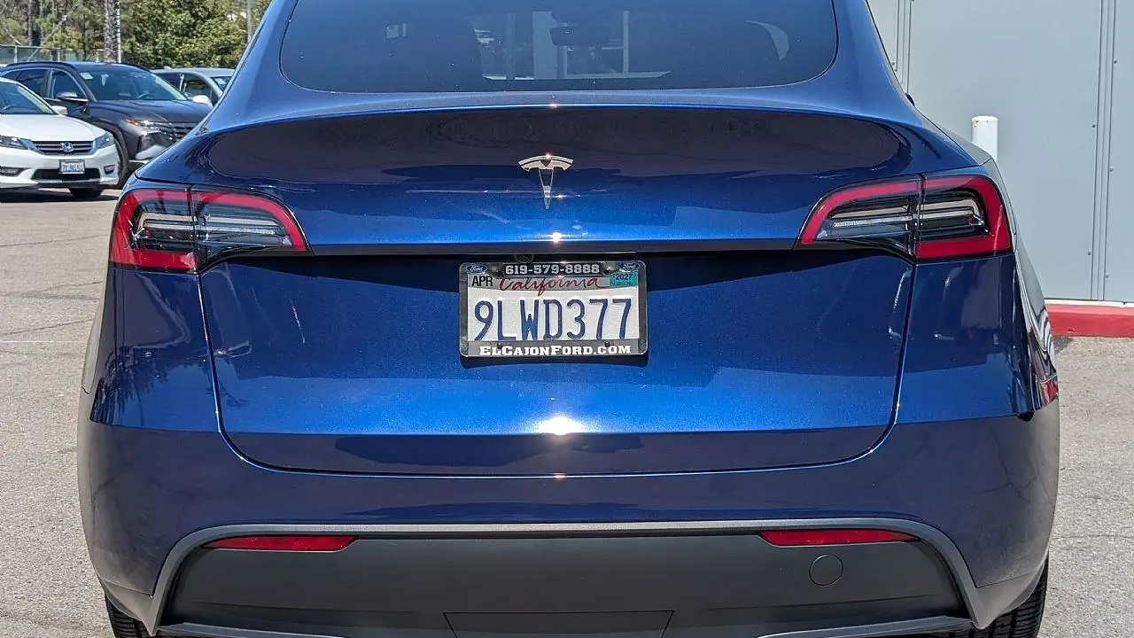 2024 Tesla Model Y Long Range