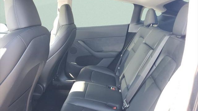 2025 Tesla Model Y Long Range