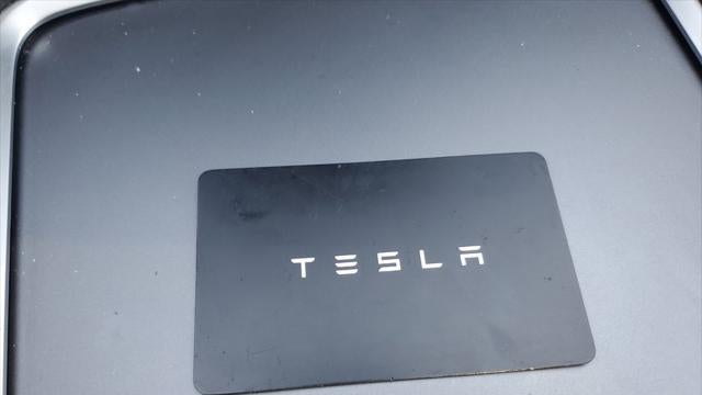 2025 Tesla Model Y Long Range