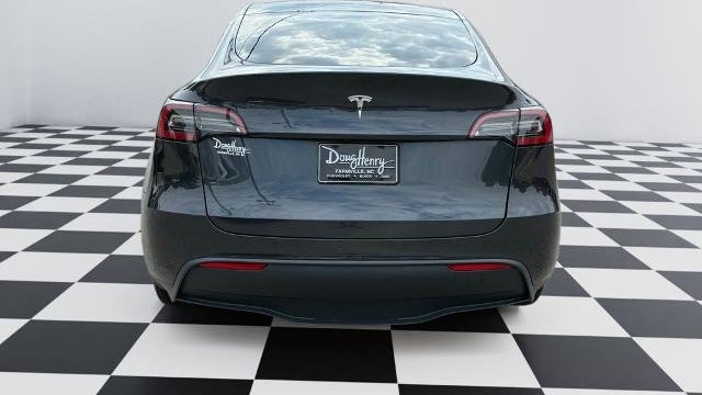 2024 Tesla Model Y Long Range