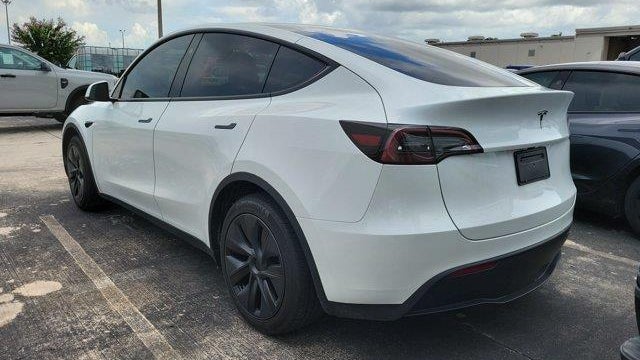 2024 Tesla Model Y Long Range