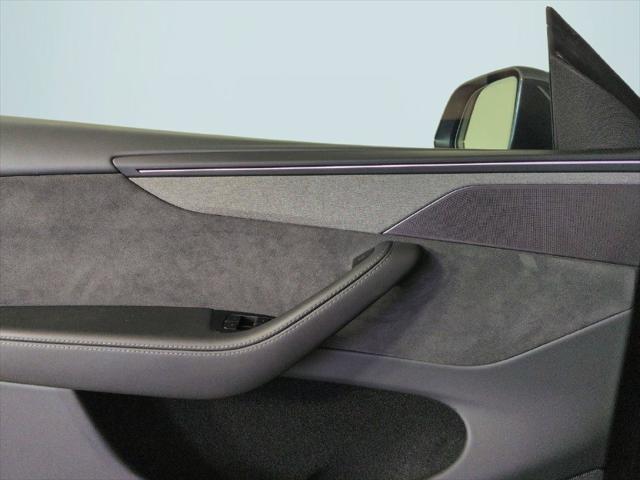 2026 Tesla Model Y - $47,298