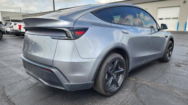 2026 Tesla Model Y Long Range