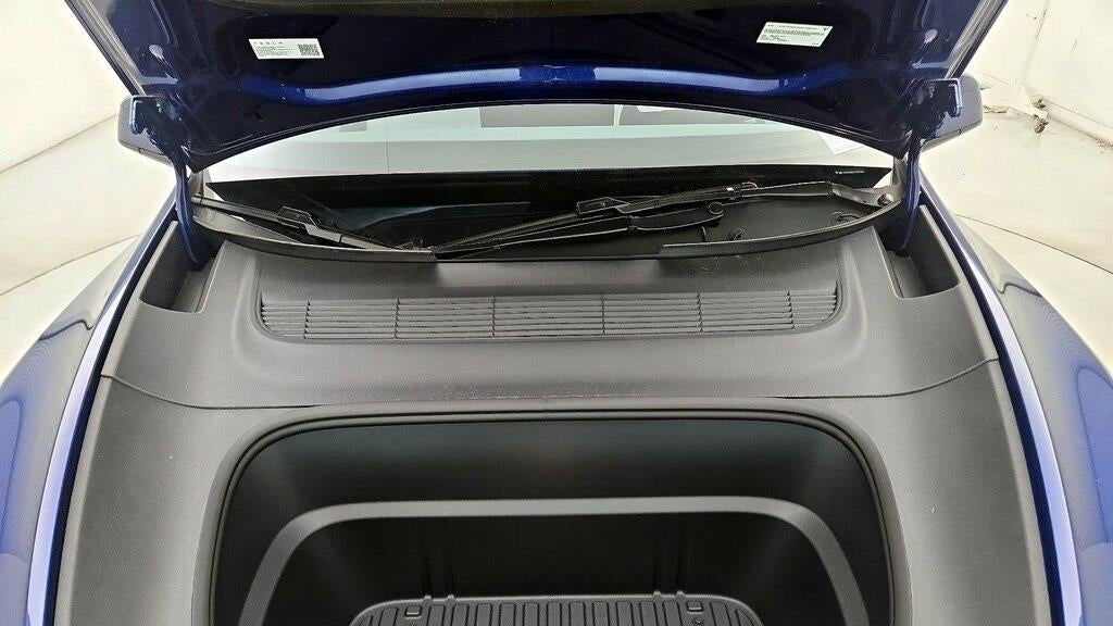 2026 Tesla Model Y Premium