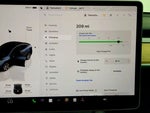 2024 Model Y Thumbnail 18