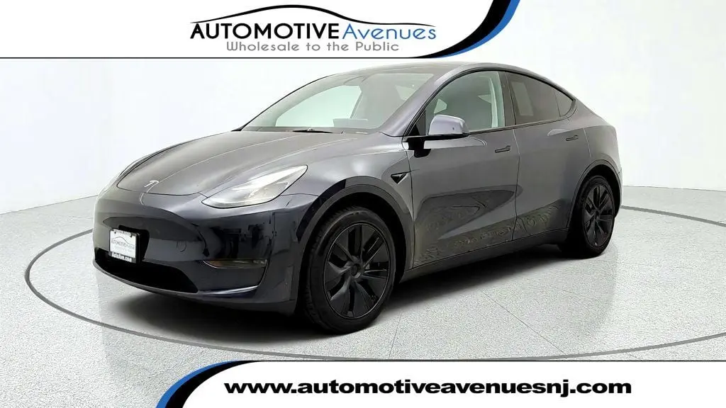 2025 Tesla Model Y