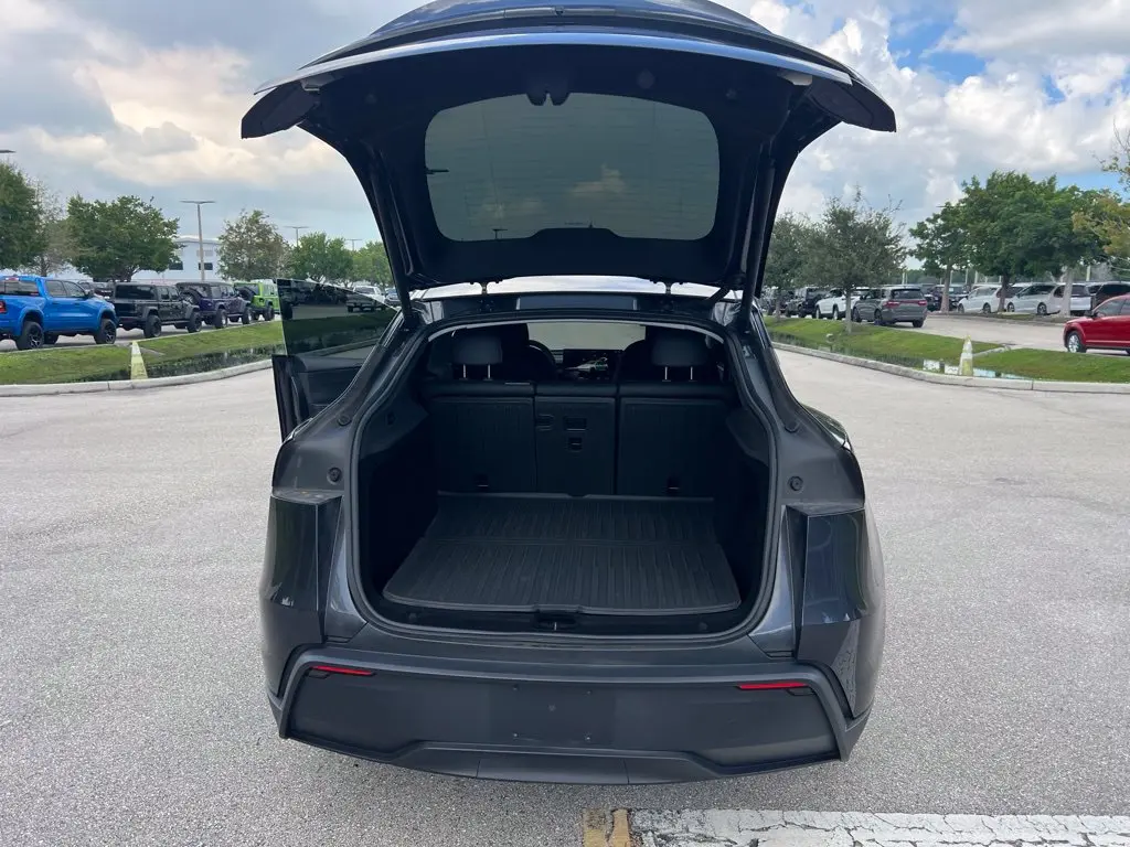 2026 Tesla Model Y - $48,419