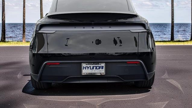 2026 Tesla Model Y Premium