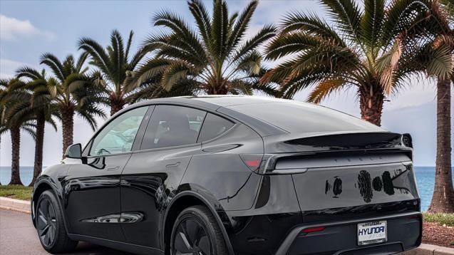 2026 Tesla Model Y Premium