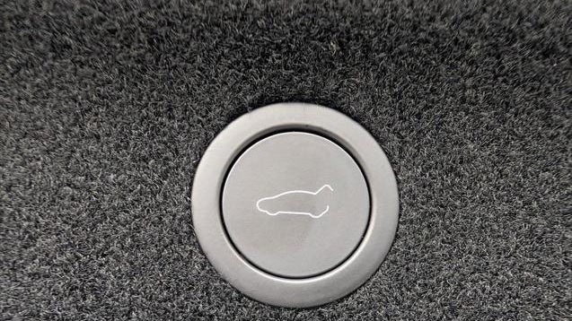 2026 Tesla Model Y Premium