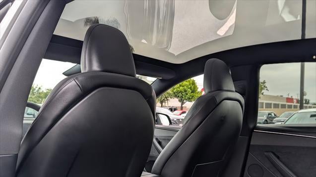 2026 Tesla Model Y Premium