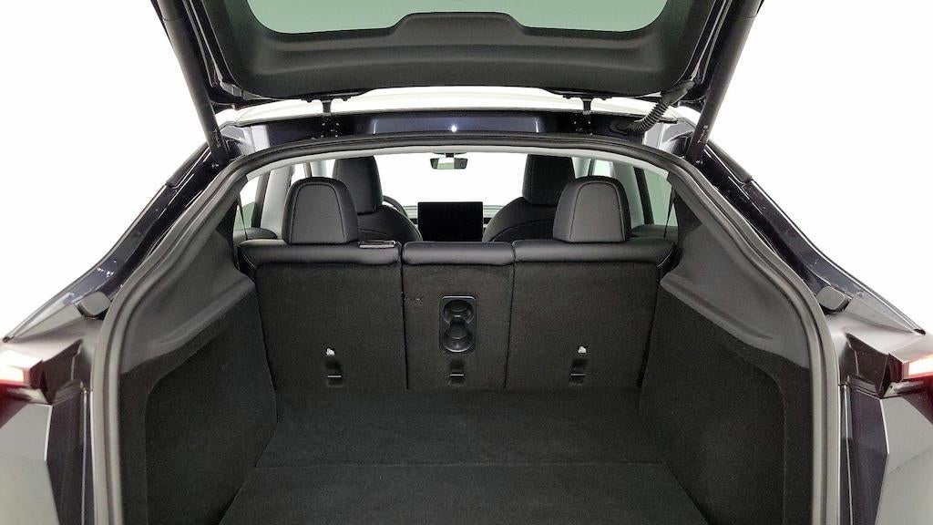 2026 Tesla Model Y Premium