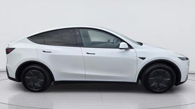 2026 Tesla Model Y Long Range