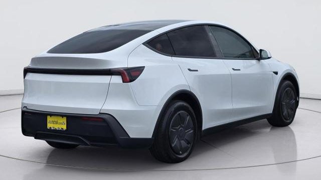 2026 Tesla Model Y Long Range