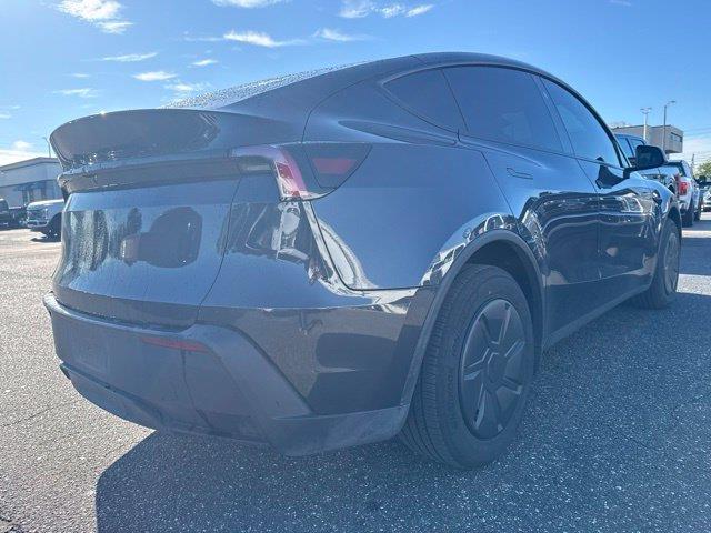 2026 Tesla Model Y - $42,392
