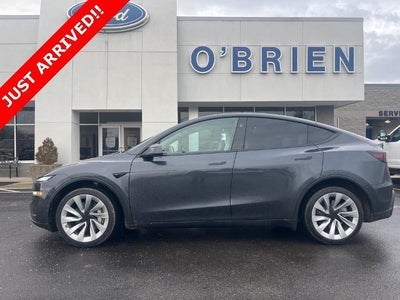 Photo of a 2026 Tesla Model Y Long Range 4DR Crossover for sale
