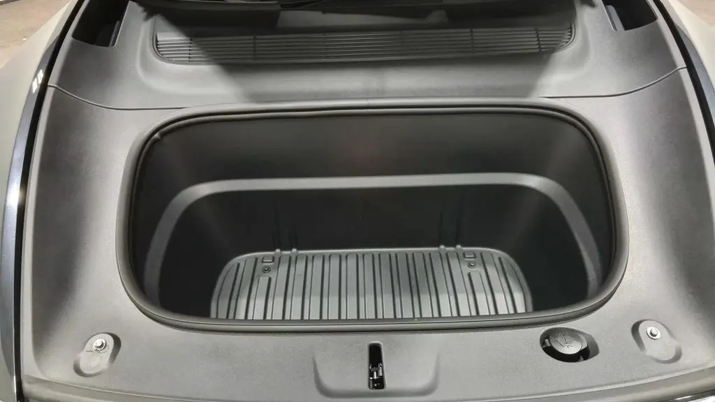 2026 Tesla Model Y Long Range