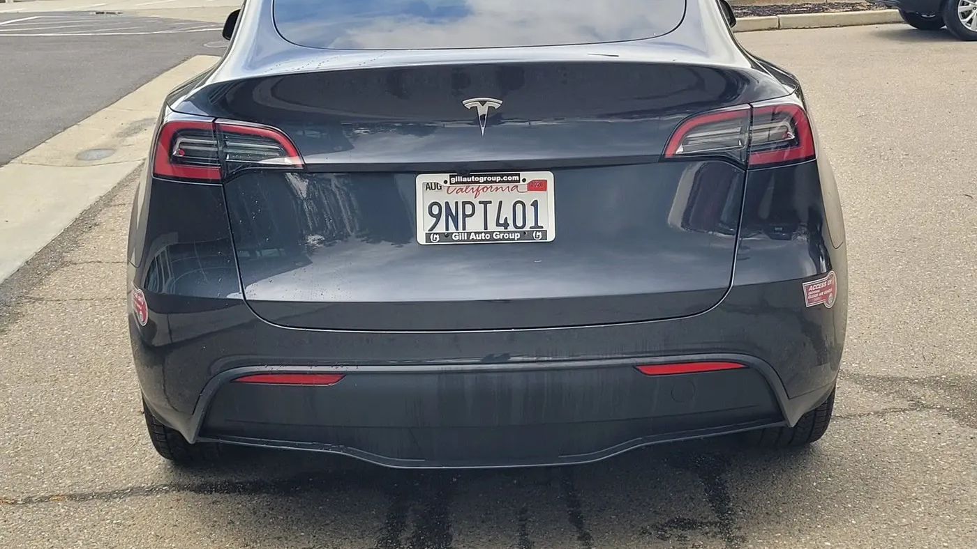 2024 Tesla Model Y Long Range