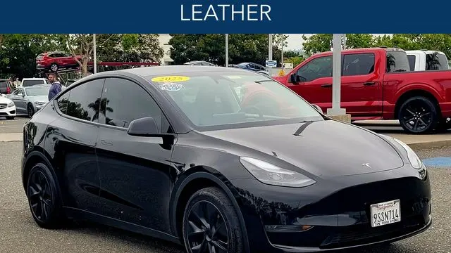 2025 Tesla Model Y Long Range