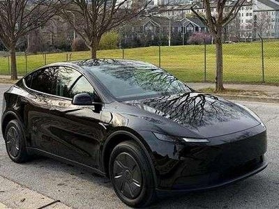 2026 Tesla Model Y Long Range 4DR Crossover