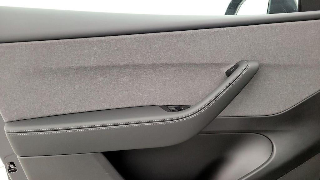 2026 Tesla Model Y Long Range