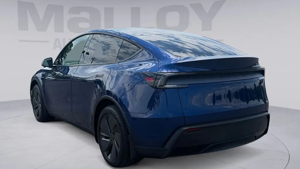 2026 Tesla Model Y Long Range