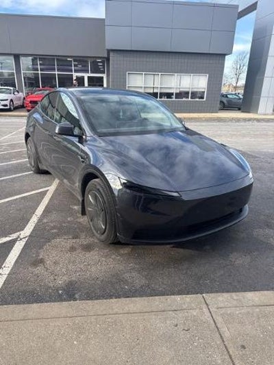 Photo of a 2026 Tesla Model Y Long Range 4DR Crossover for sale