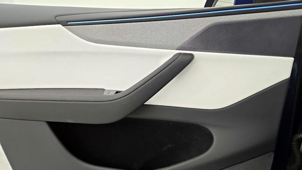 2026 Tesla Model Y Premium