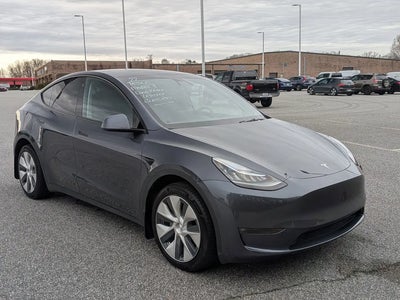 Photo of a 2022 Tesla Model Y AWD Long Range 4DR Crossover for sale