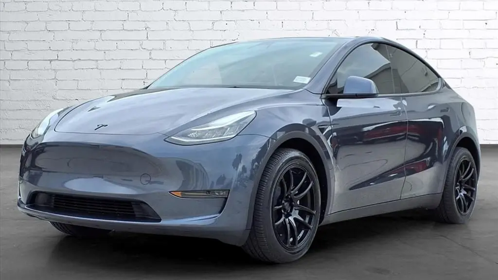 Preowned 2023 Tesla Model Y Long Range for Sale